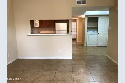 1025 E Highland Avenue #Unit 12, Phoenix, AZ 85014 - Photo 10