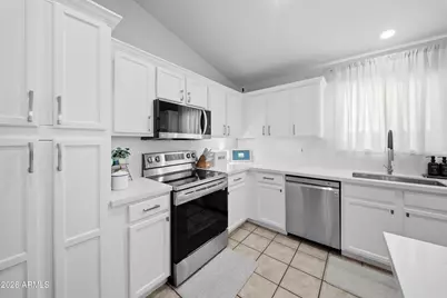 10809 W Joblanca Road, Avondale, AZ 85323 - Photo 12