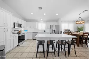 10809 W Joblanca Rd, Avondale, AZ 85323 - Photo 2