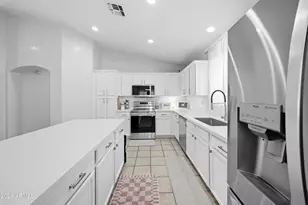 10809 W Joblanca Rd, Avondale, AZ 85323 - Photo 4