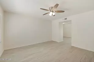 3316 E Helena Dr, Phoenix, AZ 85032 - Photo 10