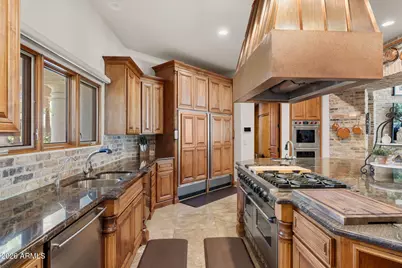 7 E Oakwood Hills Drive, Chandler, AZ 85248 - Photo 32