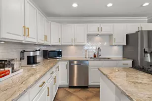 8213 E Whitton Ave, Scottsdale, AZ 85251 - Photo 10