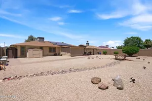 13422 W Ashwood Dr, Sun City West, AZ 85375 - Photo 2