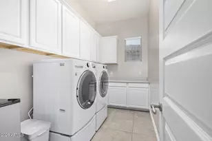 2665 S Velvendo Dr, Gilbert, AZ 85295 - Photo 32