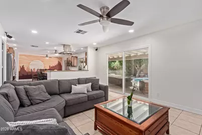 1347 W Lobo Avenue, Mesa, AZ 85202 - Photo 6