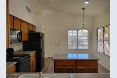 869 E Sheffield Avenue, Gilbert, AZ 85296 - Photo 6