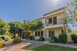 2711 S Valle Verde, Mesa, AZ 85209 - Photo 2