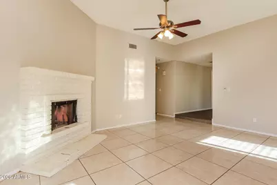 1655 E Saint Charles Avenue, Phoenix, AZ 85042 - Photo 8