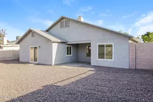 1655 E St Charles Ave, Phoenix, AZ 85042 - Photo 20