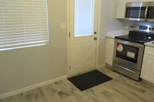 822 W Knox Rd, Chandler, AZ 85225 - Photo 6