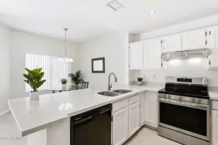 13833 S 40th St, Phoenix, AZ 85044 - Photo 10
