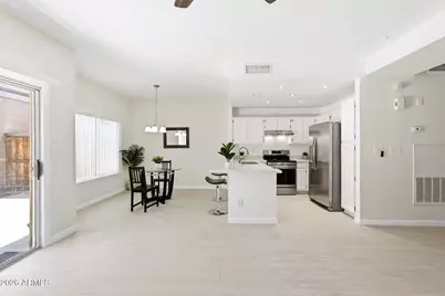 13833 S 40th Street #1004, Phoenix, AZ 85044 - Photo 8