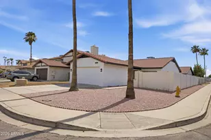 14250 N 50th Dr, Glendale, AZ 85306 - Photo 2