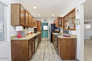 507 N 47th Pl, Phoenix, AZ 85008 - Photo 2