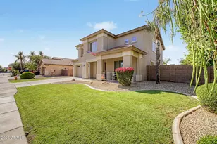1754 E San Carlos Pl, Chandler, AZ 85249 - Photo 2