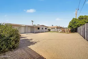 3217 E Pershing Ave, Phoenix, AZ 85032 - Photo 24