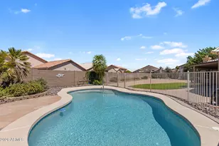 8832 W Betty Elyse Ln, Peoria, AZ 85382 - Photo 40