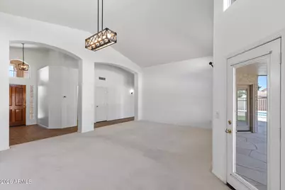 8832 W Betty Elyse Lane, Peoria, AZ 85382 - Photo 12