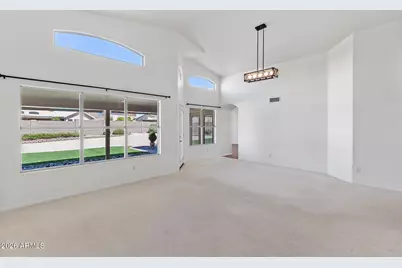 8832 W Betty Elyse Lane, Peoria, AZ 85382 - Photo 2