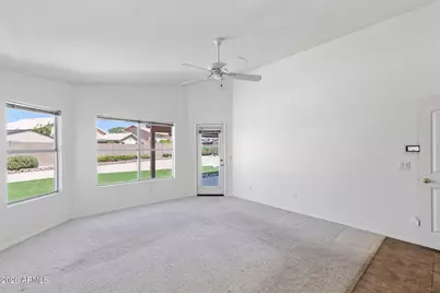 8832 W Betty Elyse Lane, Peoria, AZ 85382 - Photo 14