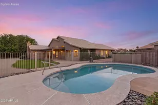 8832 W Betty Elyse Ln, Peoria, AZ 85382 - Photo 6