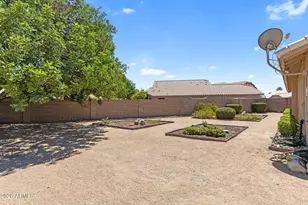 8832 W Betty Elyse Ln, Peoria, AZ 85382 - Photo 46
