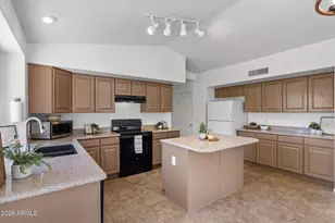 8832 W Betty Elyse Ln, Peoria, AZ 85382 - Photo 24