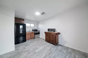 1108 S 33rd Ave, Phoenix, AZ 85009 - Photo 2