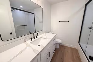 2507 E Buffalo St, Chandler, AZ 85225 - Photo 10
