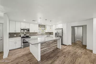8129 E Oak Street, Scottsdale, AZ 85257 - Photo 10