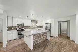 8129 E Oak St, Scottsdale, AZ 85257 - Photo 10