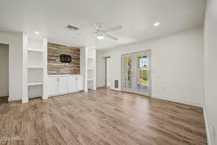 8129 E Oak St, Scottsdale, AZ 85257 - Photo 6