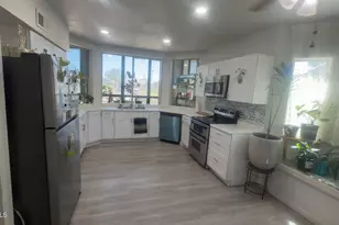 19013 N 69th Ave, Glendale, AZ 85308 - Photo 18