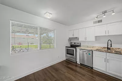 3524 E Angela Drive, Phoenix, AZ 85032 - Photo 10
