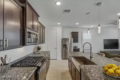 17302 W Running Deer Trail, Surprise, AZ 85387 - Photo 6