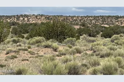 N6581 N N6581 -- #765, Saint Johns, AZ 85936 - Photo 2