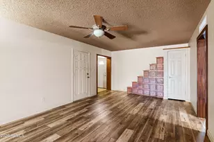 1025 E Cheryl Dr, Phoenix, AZ 85020 - Photo 18