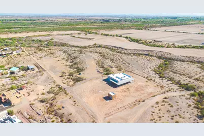 13122 W South Mountain Road #-, Goodyear, AZ 85338 - Photo 12