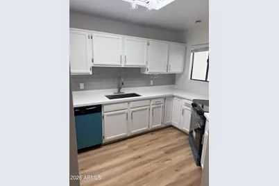 4758 W Sanna Street, Glendale, AZ 85302 - Photo 4