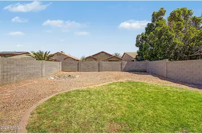 14204 W Weldon Avenue W, Goodyear, AZ 85395 - Photo 30