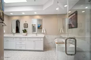 7955 E Chaparral Rd, Scottsdale, AZ 85250 - Photo 18