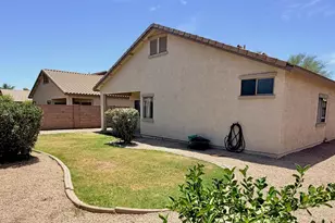 1126 E Carob Dr, Chandler, AZ 85286 - Photo 34