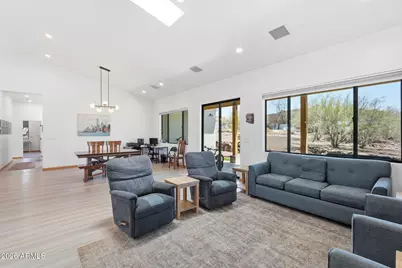 43131 N 20th Street, New River, AZ 85087 - Photo 14