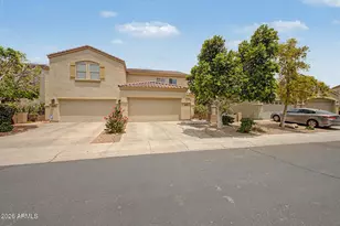 8770 W Wood Dr, Peoria, AZ 85381 - Photo 34