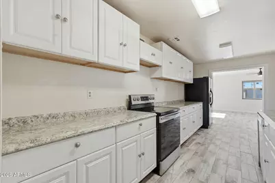 209 E McMurray Boulevard, Casa Grande, AZ 85122 - Photo 14