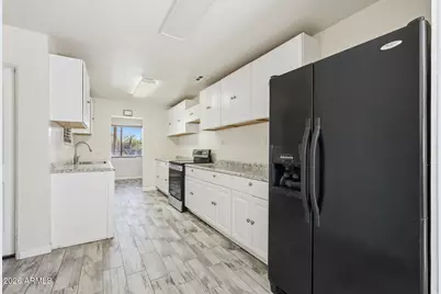 209 E McMurray Boulevard, Casa Grande, AZ 85122 - Photo 16