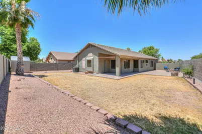43689 W Cahill Drive, Maricopa, AZ 85138 - Photo 32