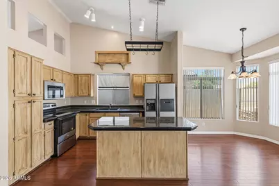 13778 W Cambridge Avenue, Goodyear, AZ 85395 - Photo 12