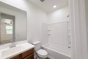 1224 E Glass Ln, Phoenix, AZ 85042 - Photo 8